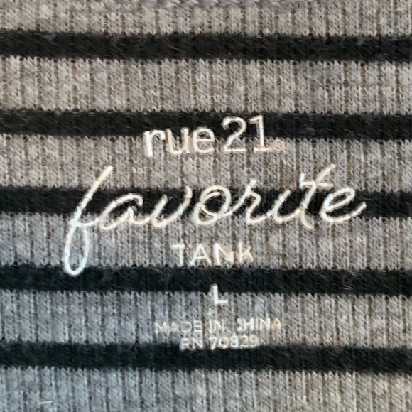 Striped tank size L - Picture 3 of 3